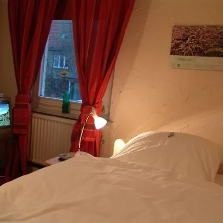 Deutsches Haus 3*